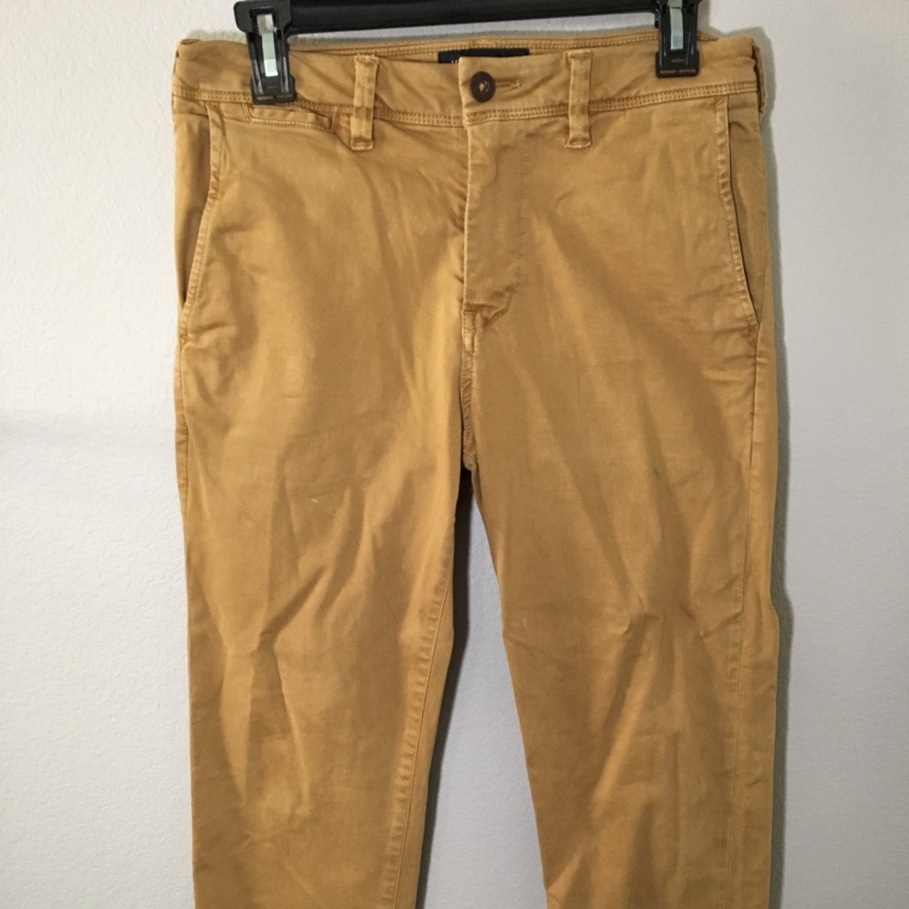 Khaki American Eagle Pants **FINAL PRICE